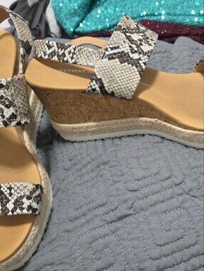 Report Signature Snake-Print Platform Sandals - Beige/Brown
